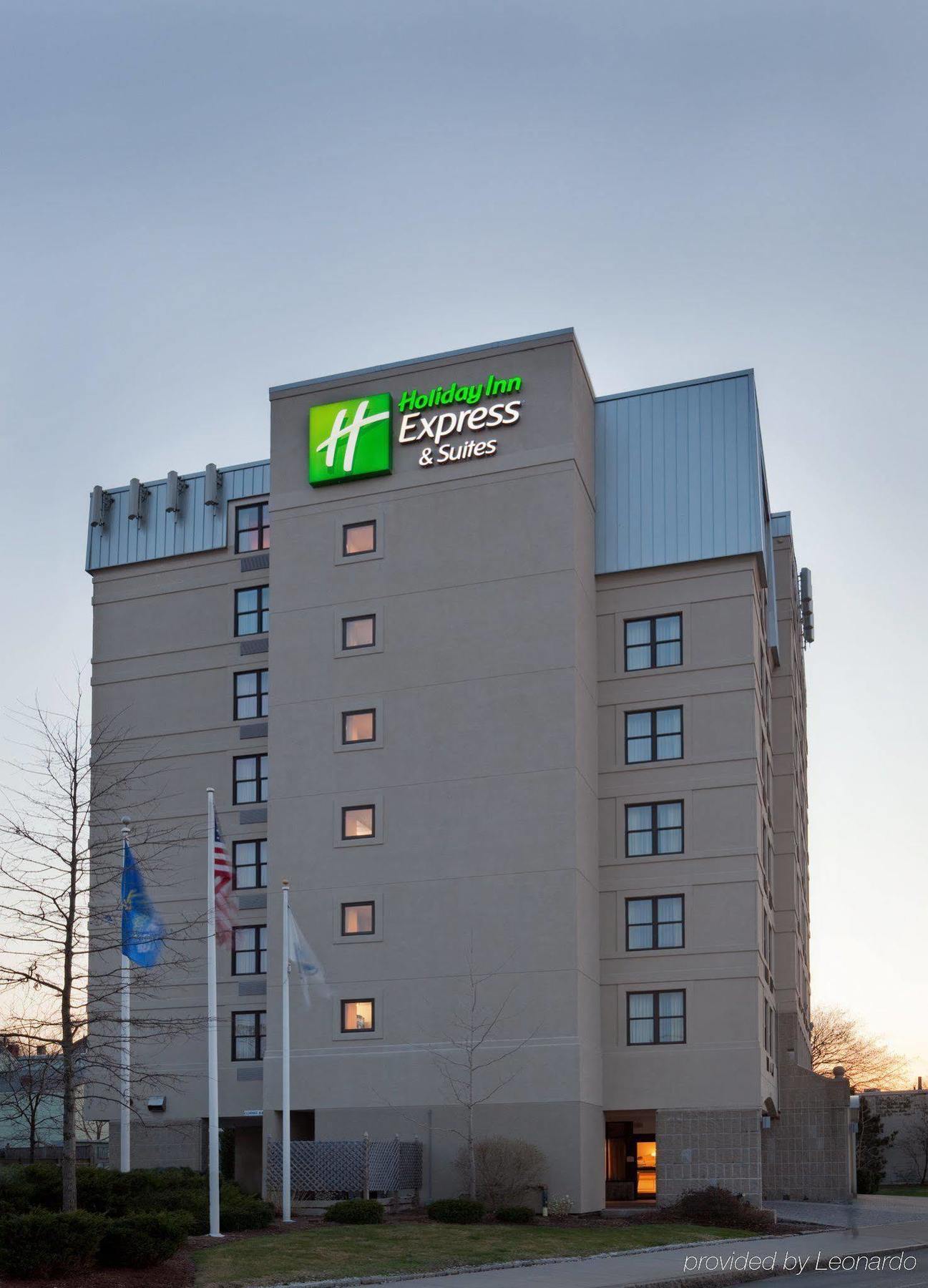 Holiday Inn Express & Suites Boston - Cambridge, An Ihg Hotel Εξωτερικό φωτογραφία